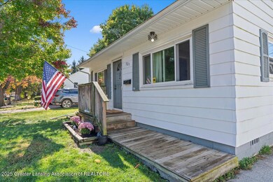 921 Dingwall Dr, Owosso, MI 48867 - photo 4