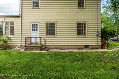 142 S Maple Ave, Kingston, PA 18704 - photo 6