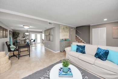 6430 Bankside Dr unit 12, Houston, TX 77096 - photo 7