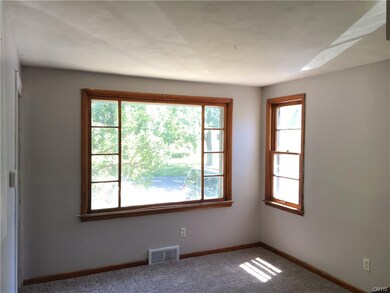 Dining room with ample space for the largest of di