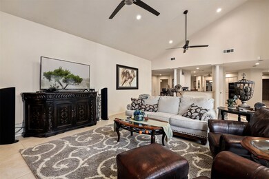 10043 Cedar Creek Dr, Houston, TX 77042 - photo 7