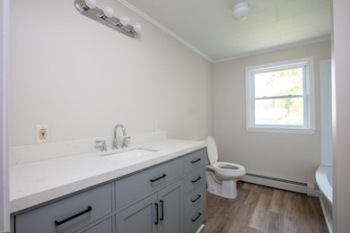 370 MAINE ST INTERIORS LO RES-9903