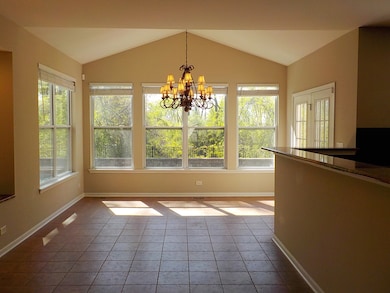 180 Primrose Ln unit 1, Bartlett, IL 60103 - photo 4