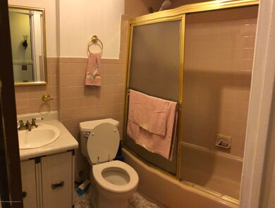 157 Arthur Kill Rd unit C, Staten Island, NY 10306 - photo 7