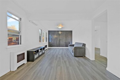 68-09 138th St unit 2b, Flushing, NY 11367 - photo 2