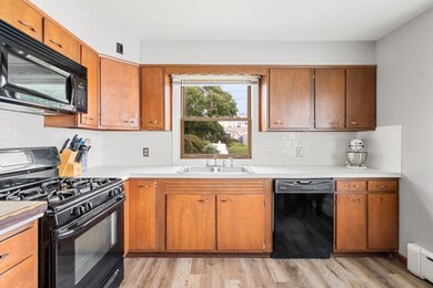 31 Jepson St, Fall River, MA 02723 - photo 5