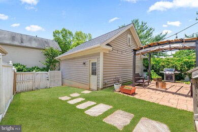 12708 Brightwell Dr, Clarksburg, MD 20871 - photo 2