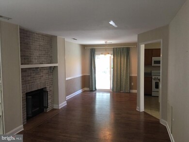 2404 Yarmouth Ln, Crofton, MD 21114 - photo 3