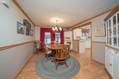1520_E_Dowling_Road_05