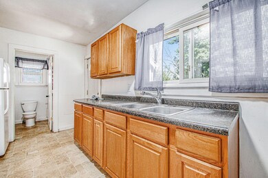 655 N 7th st Kitchen