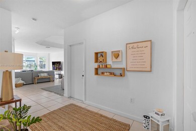 11451 NW 68th Terrace, Doral, FL 33178 - photo 4