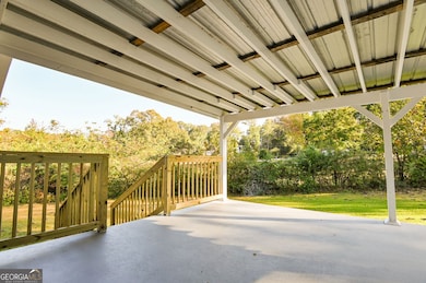 8196 Lakeview Dr SW, Covington, GA 30014 - photo 5