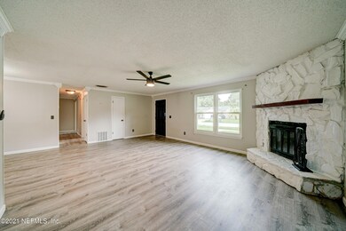 2570 Sandusky Ave E, Jacksonville, FL 32216 - photo 6