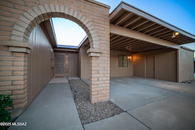 2220 S Tree Moss Ave, Tucson, AZ 85710 - photo 4