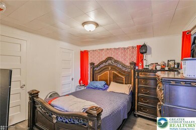 826 N 8th St, Allentown, PA 18102 - photo 5