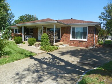 8411 Seaforth Dr 004