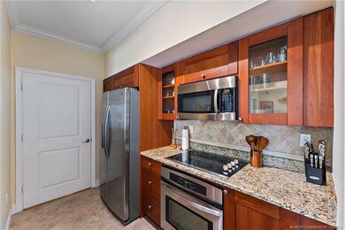 875 NW Flagler Ave unit 305, Stuart, FL 34994 - photo 5