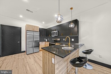 140 Church St unit C7, Phoenixville, PA 19460 - photo 6