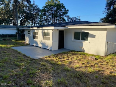 1204 Lake Elbert Dr SE, Winter Haven, FL 33880 - photo 2