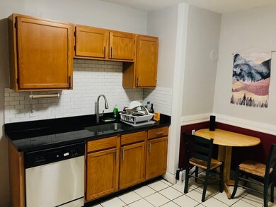104 Toxteth St unit 1, Brookline, MA 02446 - photo 2