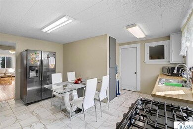 18 E Main St, Madelia, MN 56062 - photo 6