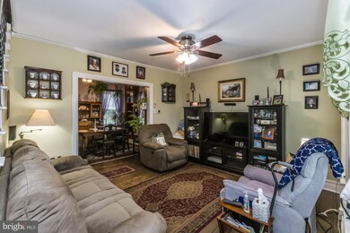 806 Latshaw Rd, Spring City, PA 19475 - photo 4