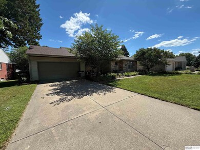 709 N 72nd Ave, Omaha, NE 68114 - photo 3