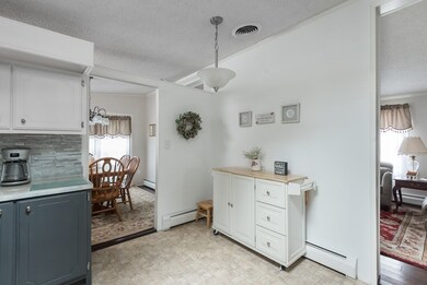 2 Honeysuckle Ln, Rockland, MA 02370 - photo 5