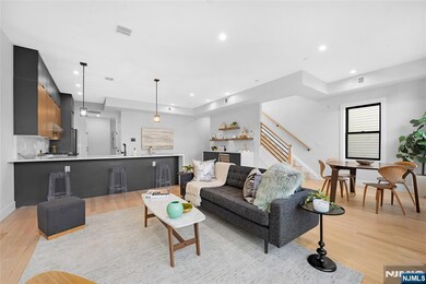 165 Delaware Ave unit 3, Jersey City, NJ 07306 - photo 3