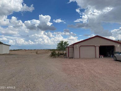 Prickly Pear Front Garage