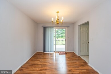 1012 Caren Dr, Sykesville, MD 21784 - photo 6