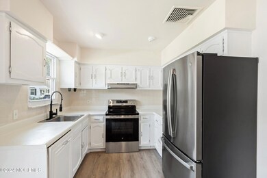 53 Sunset Rd unit B, Whiting, NJ 08759 - photo 5