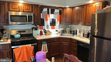 4922 Jackson Dr, Brookhaven, PA 19015 - photo 2