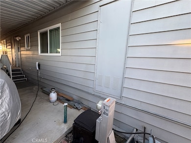 31816 E E unit 144, Yucaipa, CA 92399 - photo 7