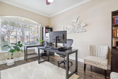 5970 Jaegerglen Dr, Lithia, FL 33547 - photo 4