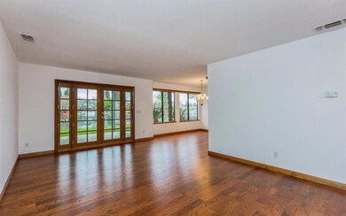 13X18 living room with beautiful hardwood floors, 