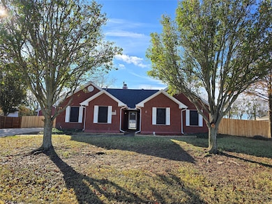 601 Preston Glen, Gunter, TX 75058 - photo 2