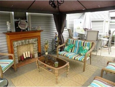 28 Carol St, Ludlow, MA 01056 - photo 5