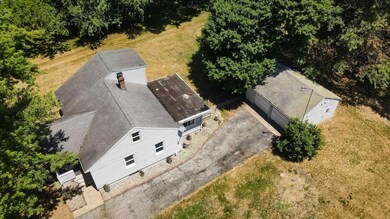 56562 Pear Rd, South Bend, IN 46619 - photo 4