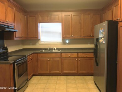 3327 S Walden Rd, Macon, GA 31216 - photo 5