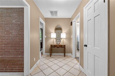 628 Kennedy Country Dr, Asheboro, NC 27205 - photo 6