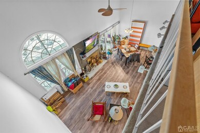 LIVING ROOM/DINING ROOM