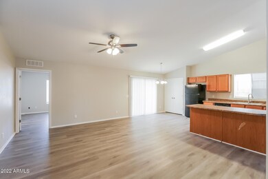 006-photo-bonus-room-11710276