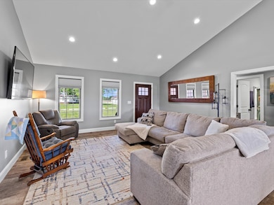 1294 Manitou Rd, Manitou, KY 42436 - photo 4