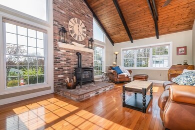 20 Ellis Cir, South Weymouth, MA 02190 - photo 4