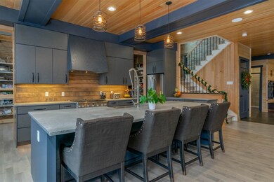 1054 Sherman Hollow Rd, Huntington, VT 05462 - photo 6