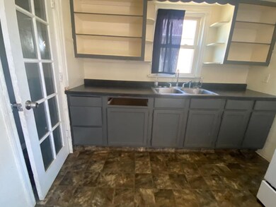 1135 Noble St, Gary, IN 46404 - photo 6