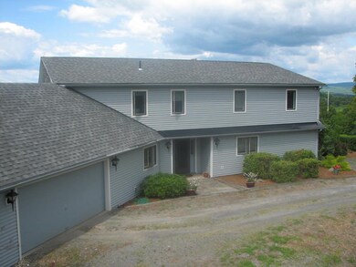 18 Taggard Rd, Walpole, NH 03608 - photo 3