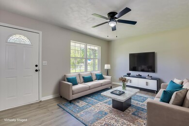 06-106-DSC_2403LRenfuse - Living Room -
