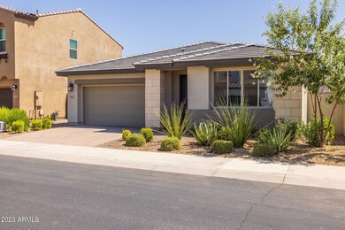 2-web-or-mls-9817 E Solstice Ave, Mesa-2
